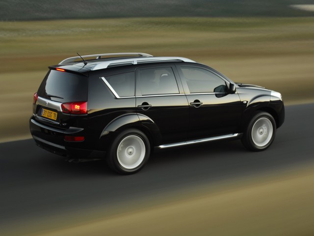 Peugeot 4007 photo 46