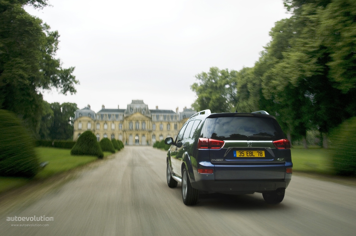 Peugeot 4007 photo 10