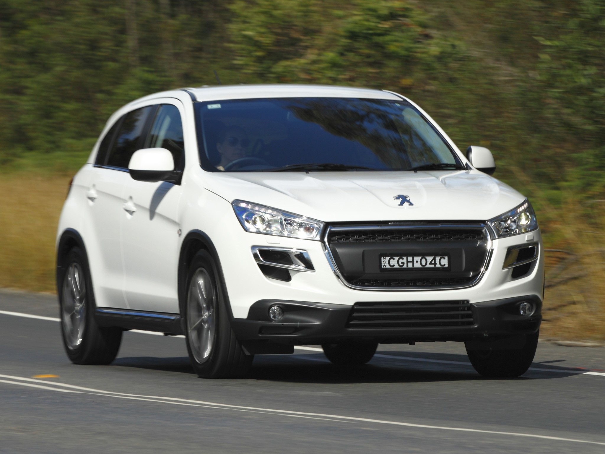 Peugeot 4008 photo 8