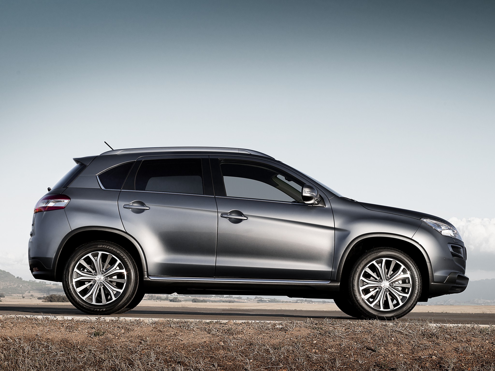 Peugeot 4008 photo 30