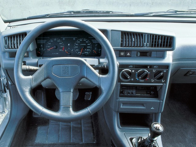 Peugeot 405 Foto 22