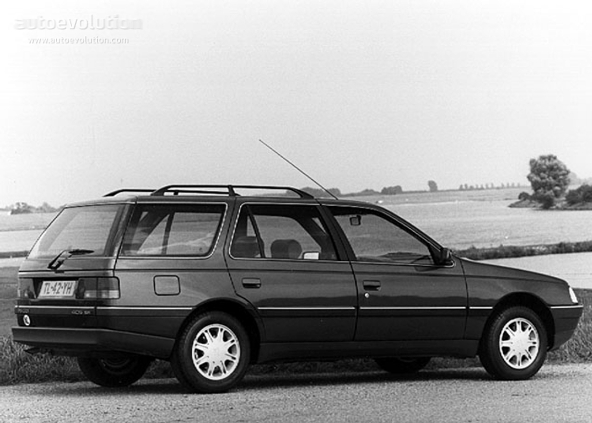 Peugeot PEUGEOT 405 1.4L 5MT FWD (65 HP)