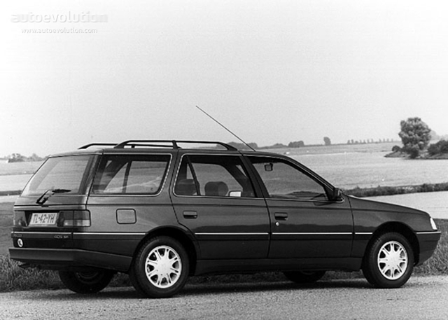 Peugeot 405 Foto 1
