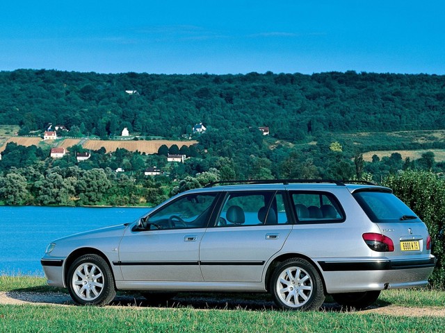 Peugeot 406 Break photo 6