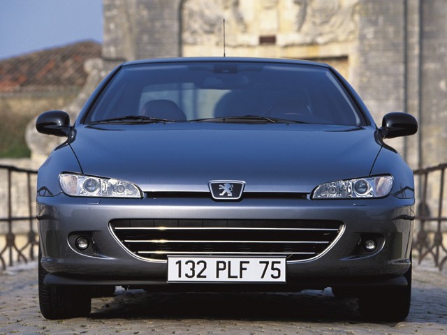 Peugeot 406 Coupe foto 12