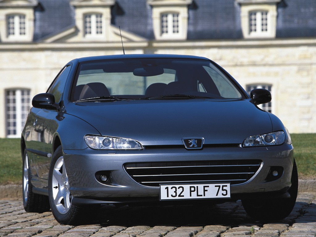 Peugeot 406 Coupe photo 13