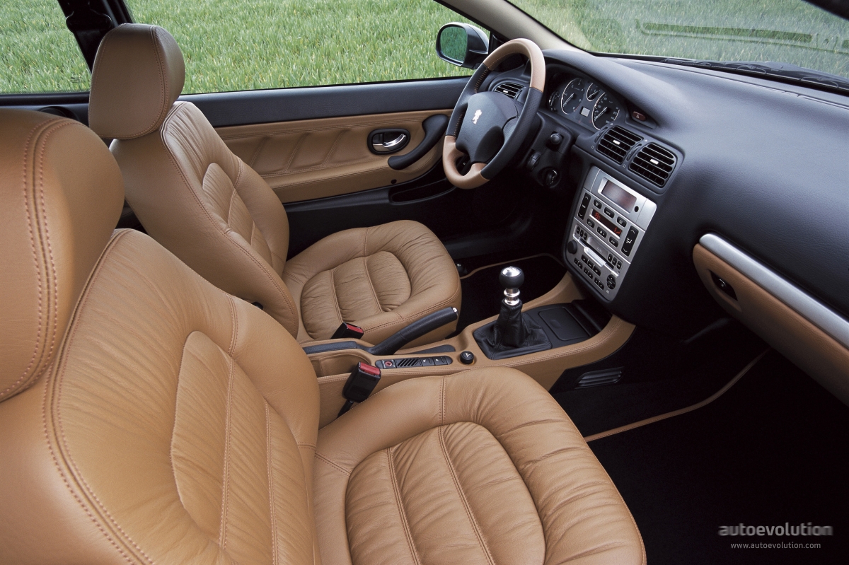 Peugeot 406 Coupe photo 24