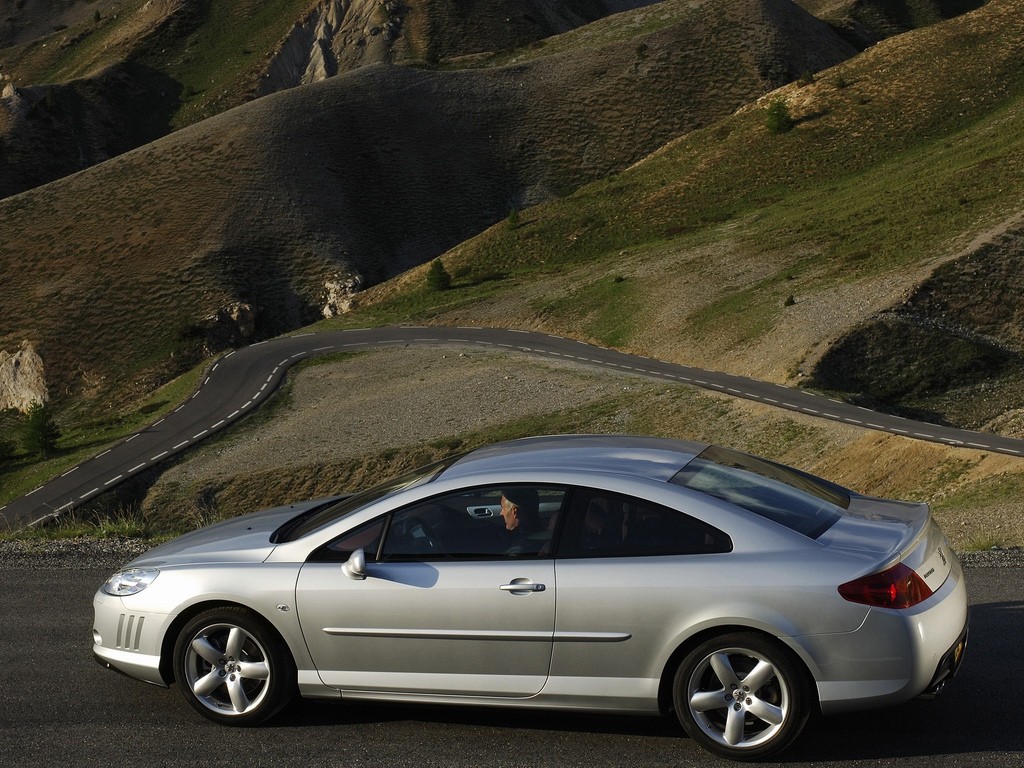 Peugeot 407 Coupe photo 6