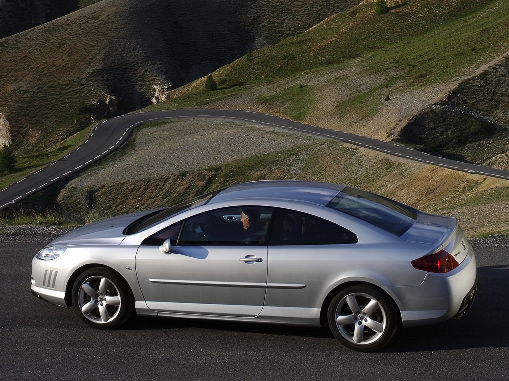 Peugeot 407 Coupe photo 7