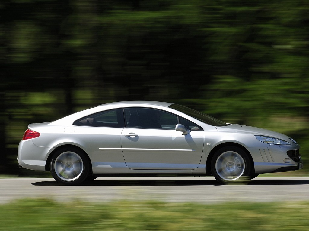 Peugeot 407 Coupe photo 10