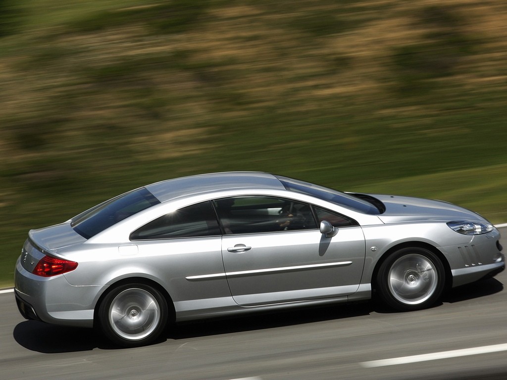 Peugeot 407 Coupe photo 11
