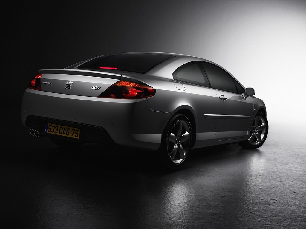 Peugeot 407 Coupe photo 18