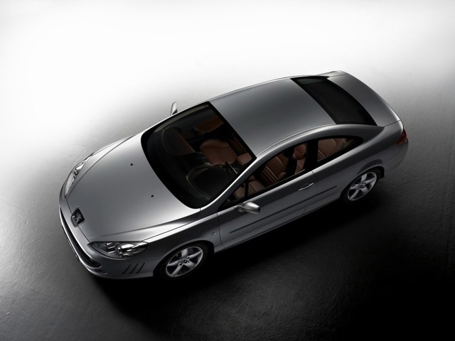 Peugeot 407 Coupe photo 20