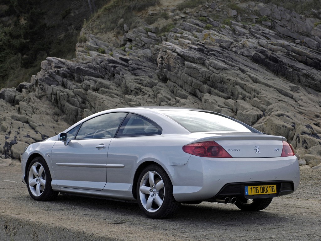 Peugeot 407 Coupe photo 27