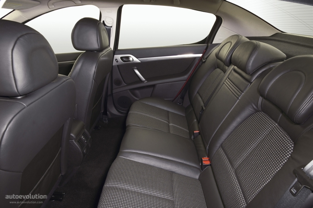 Peugeot 407 Foto 38