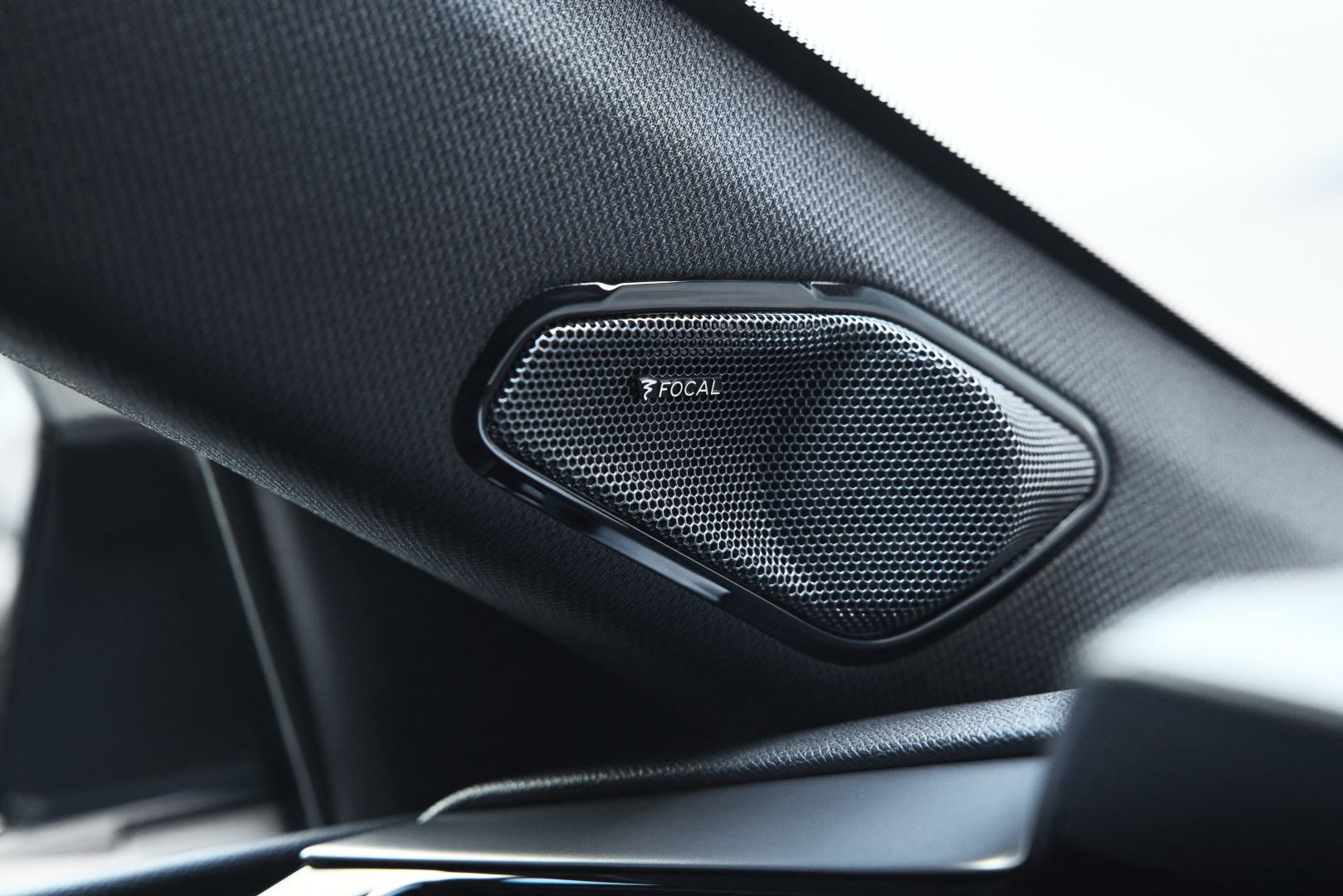 Peugeot 408 Fastback photo 68