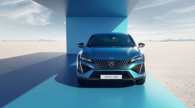 Peugeot 408 Fastback photo 32