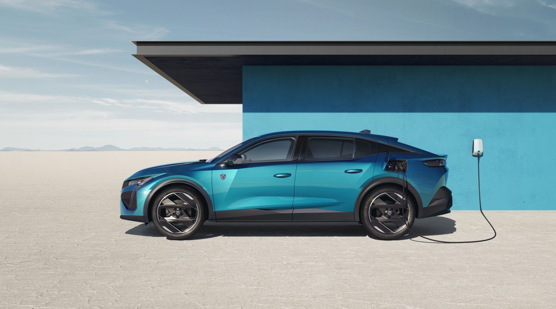 Peugeot 408 Fastback photo 34