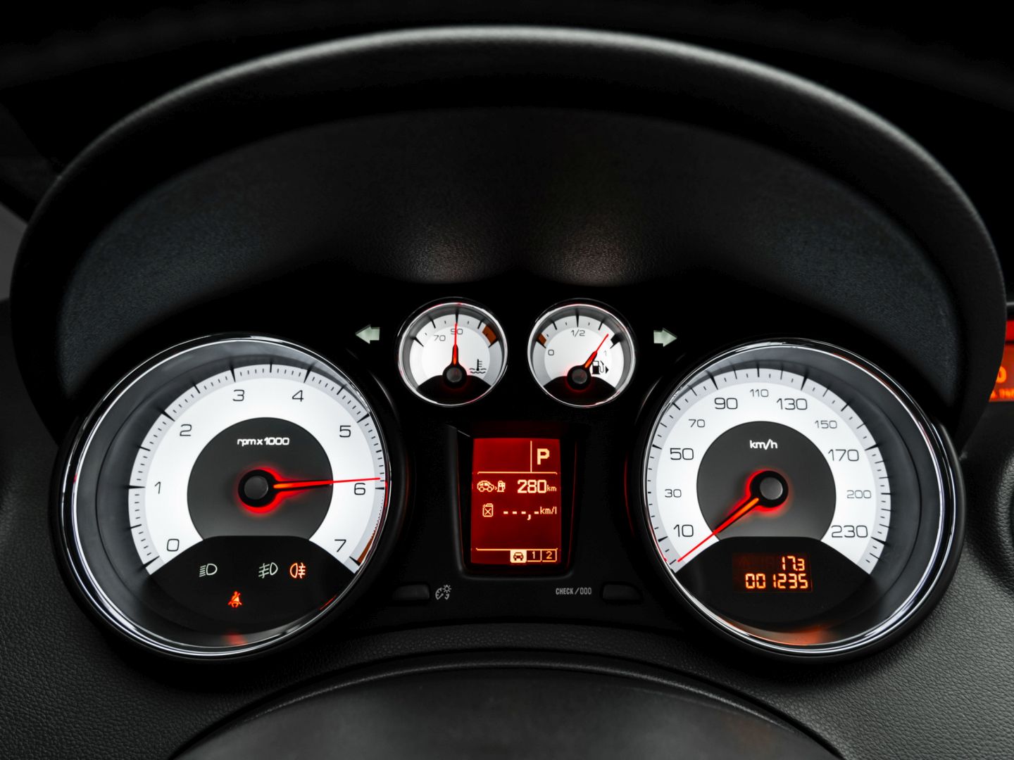 Peugeot 408 Sedan photo 49