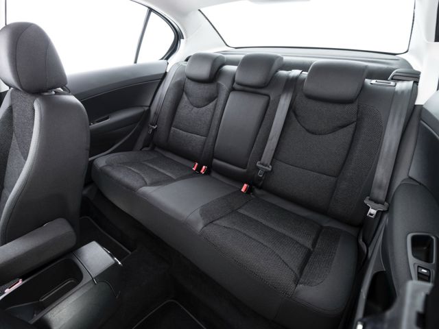 Peugeot 408 Sedan photo 50