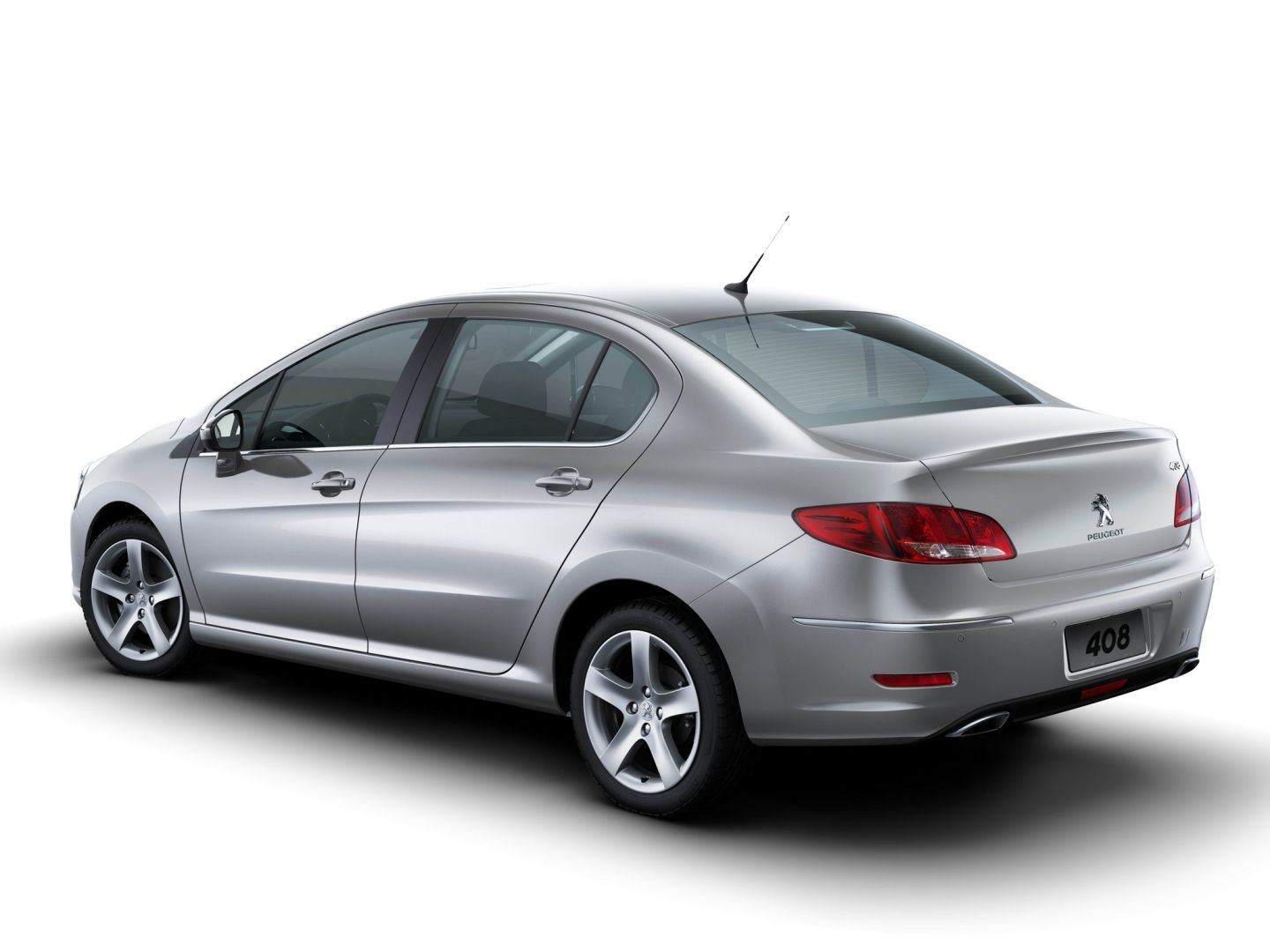 Peugeot 408 Sedan photo 17