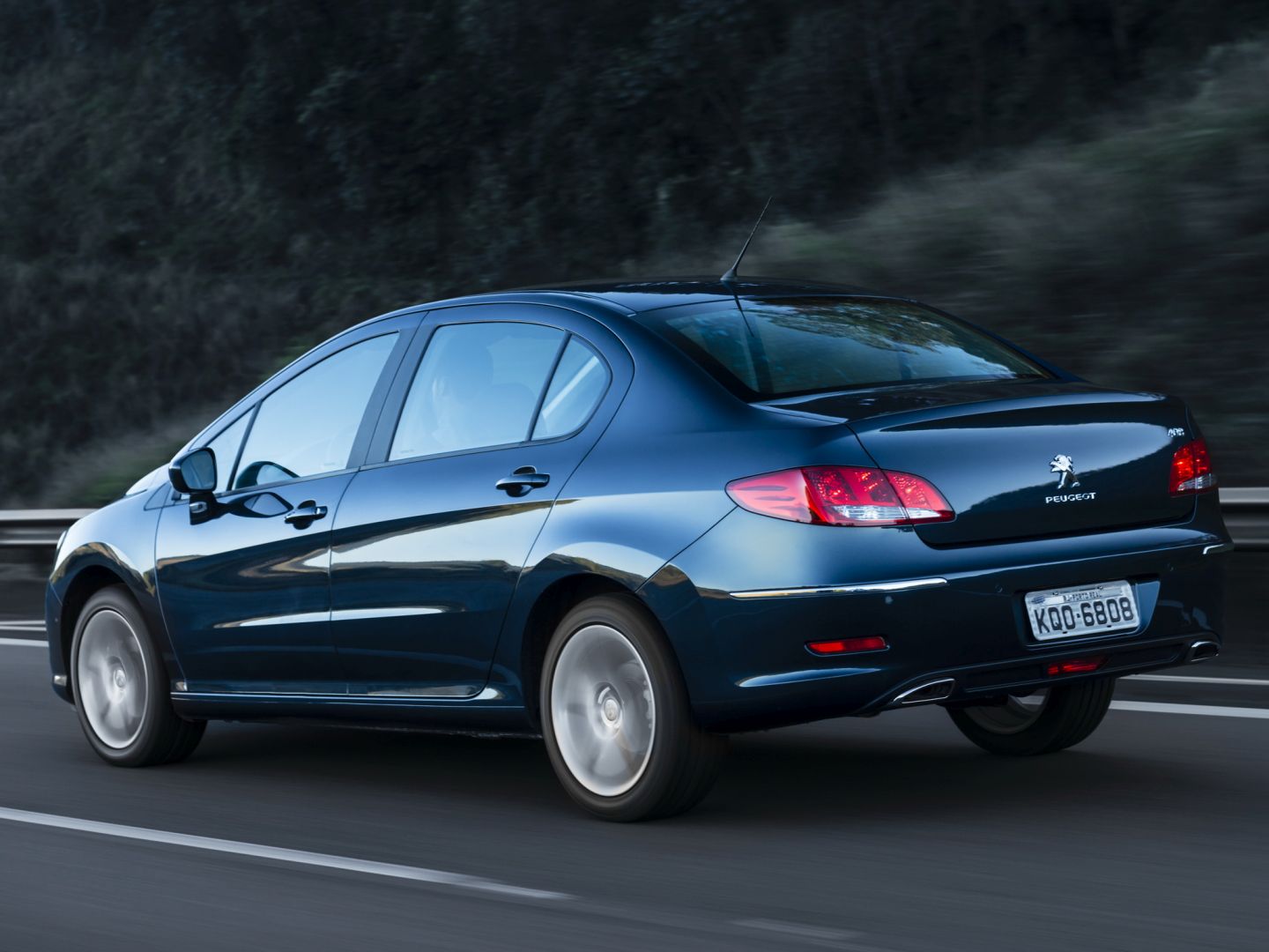 Peugeot 408 Sedan photo 40