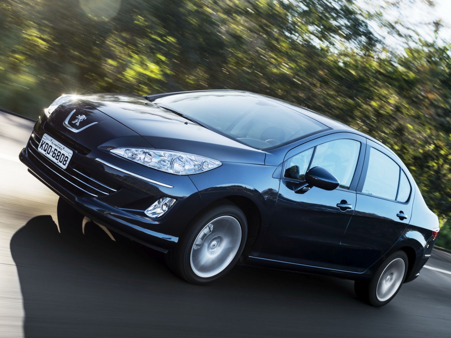 Peugeot 408 Sedan photo 41