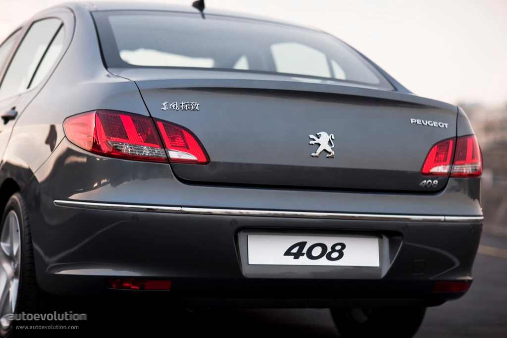 Peugeot 408 Sedan photo 10