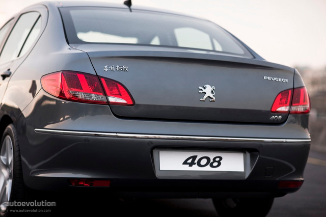 Peugeot 408 Sedan photo 10