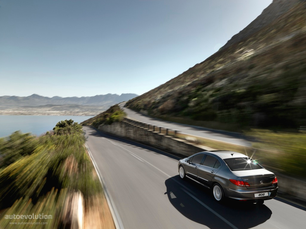 Peugeot 408 Sedan photo 7