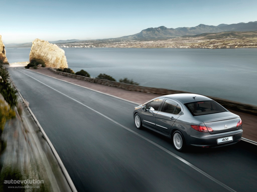 Peugeot 408 Sedan photo 8
