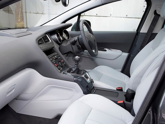 Peugeot 5008 foto 50