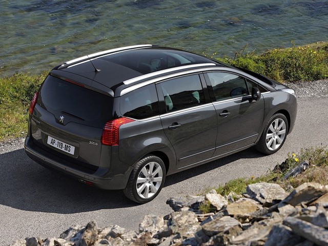 Peugeot 5008 foto 16