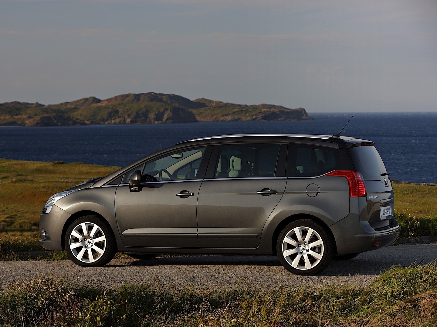 Peugeot 5008 photo 21