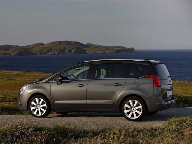 Peugeot 5008 foto 21