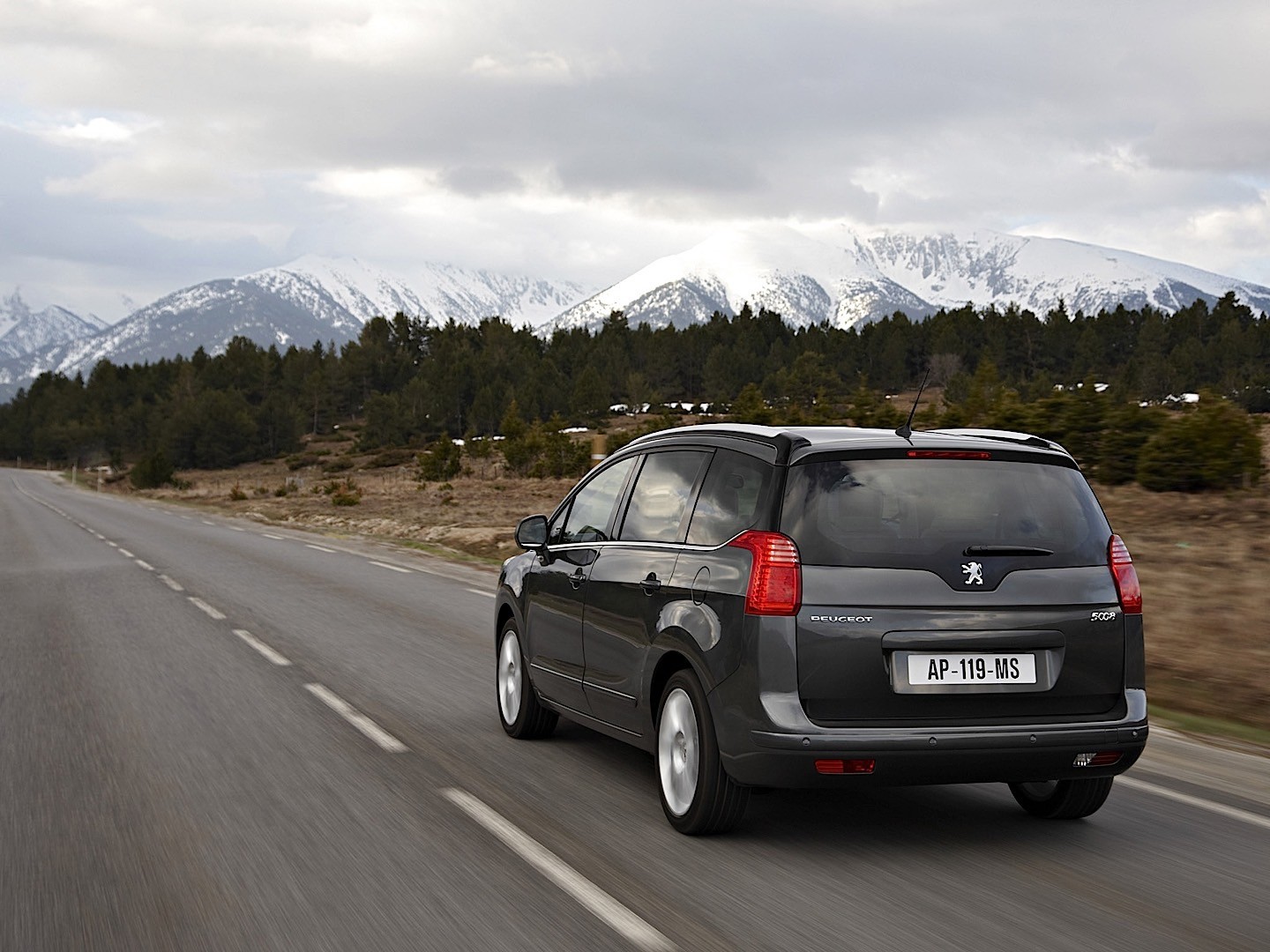 Peugeot 5008 photo 23