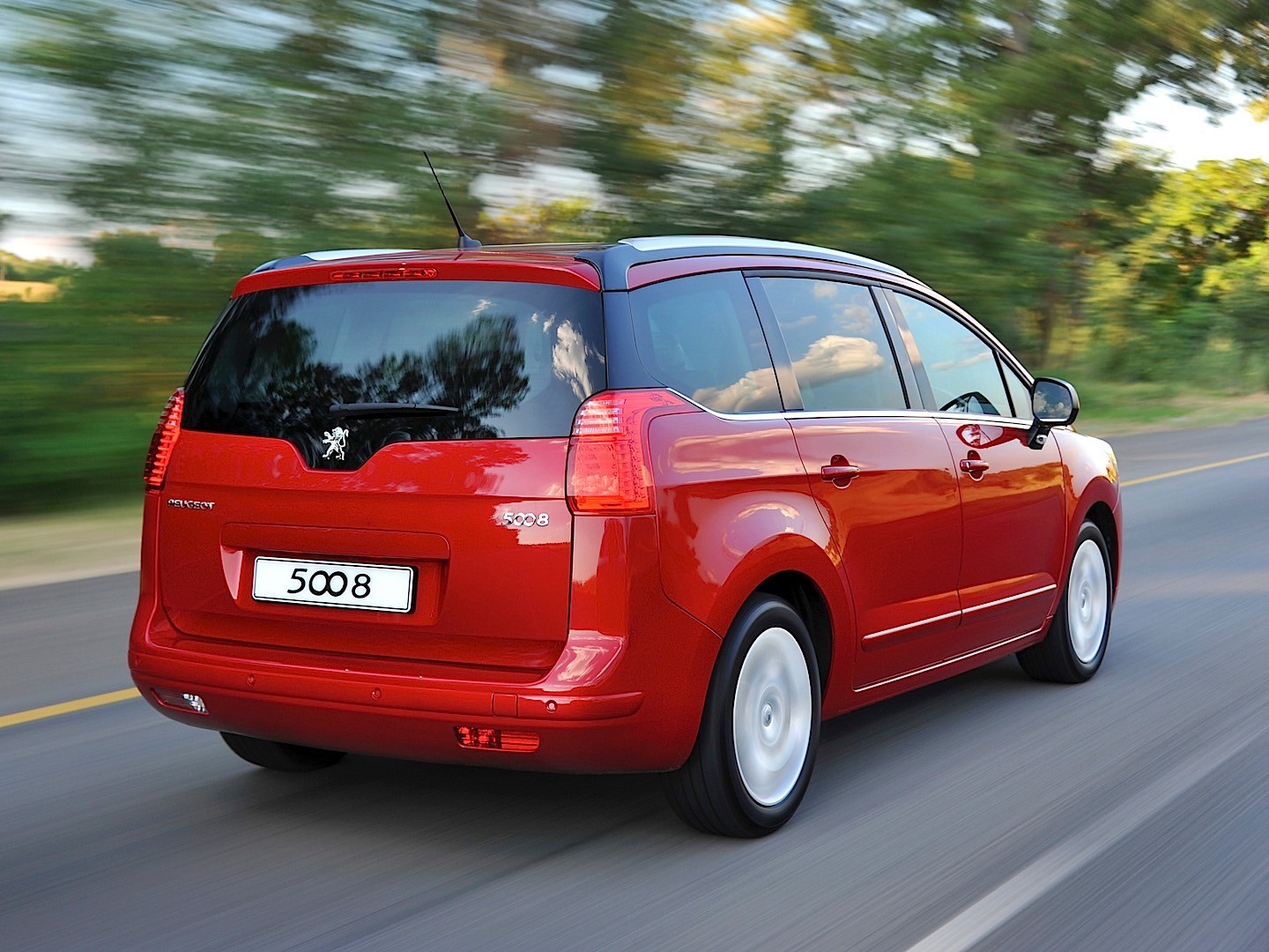 Peugeot 5008 photo 26