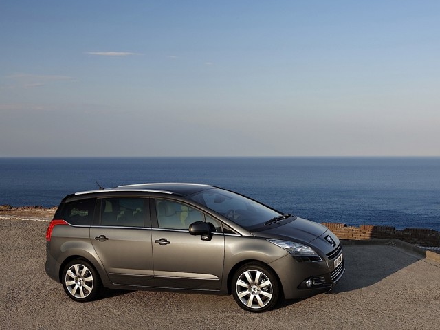 Peugeot 5008 foto 28