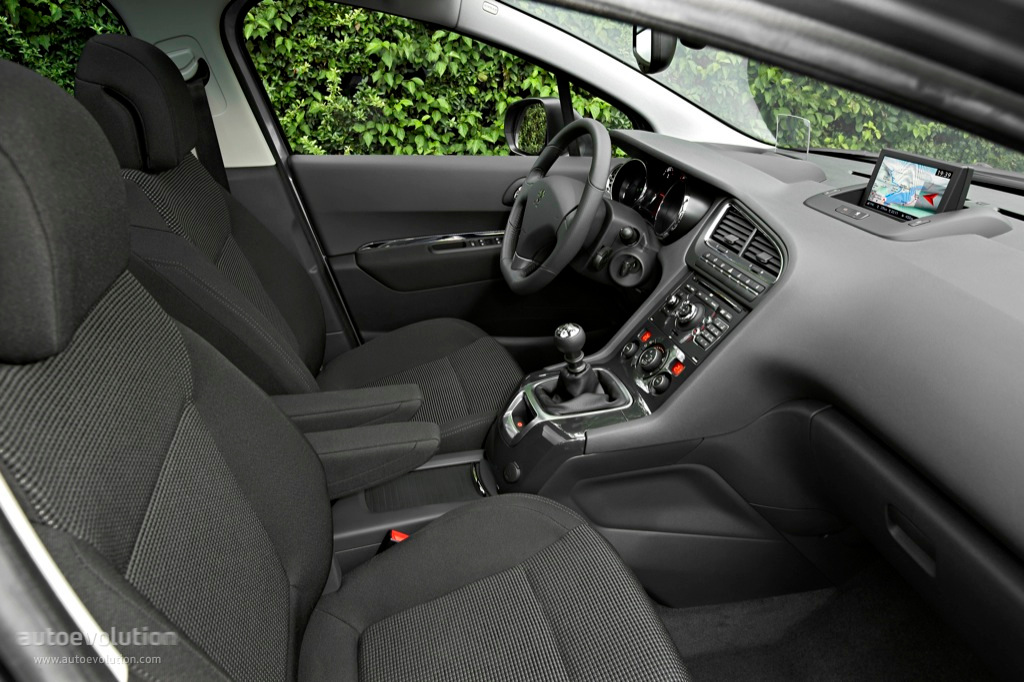Peugeot 5008 photo 36