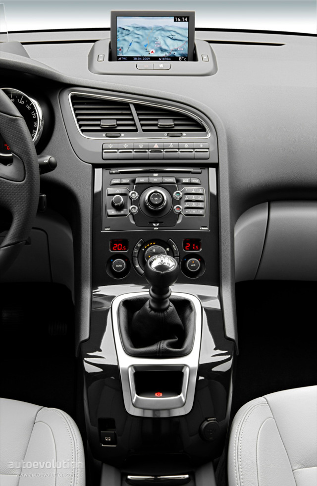 Peugeot 5008 foto 45