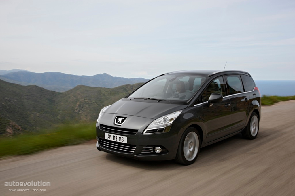 Peugeot 5008 photo 5