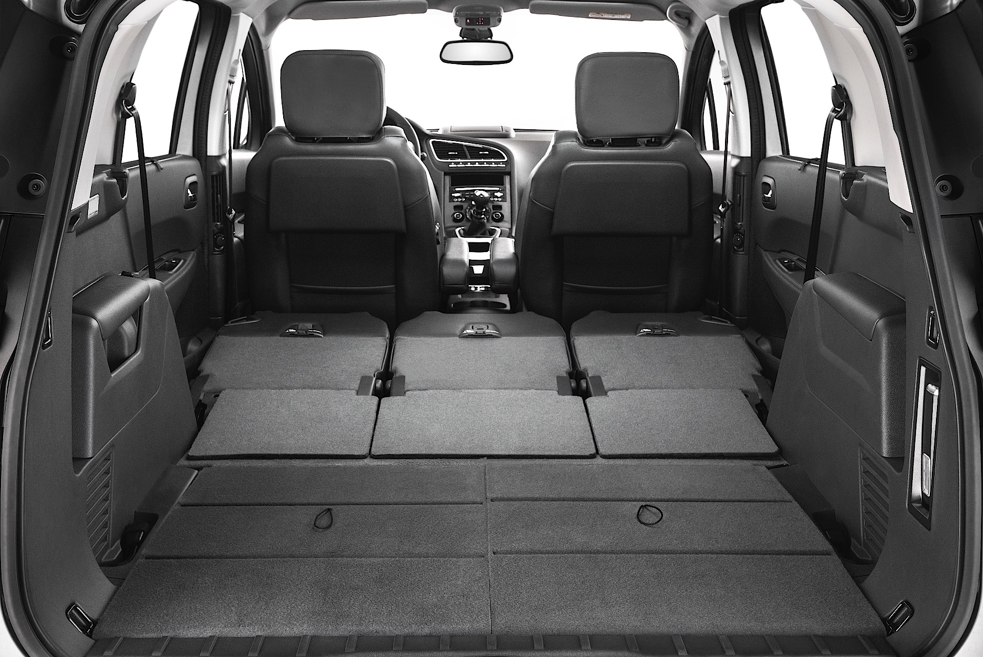 Peugeot 5008 photo 20