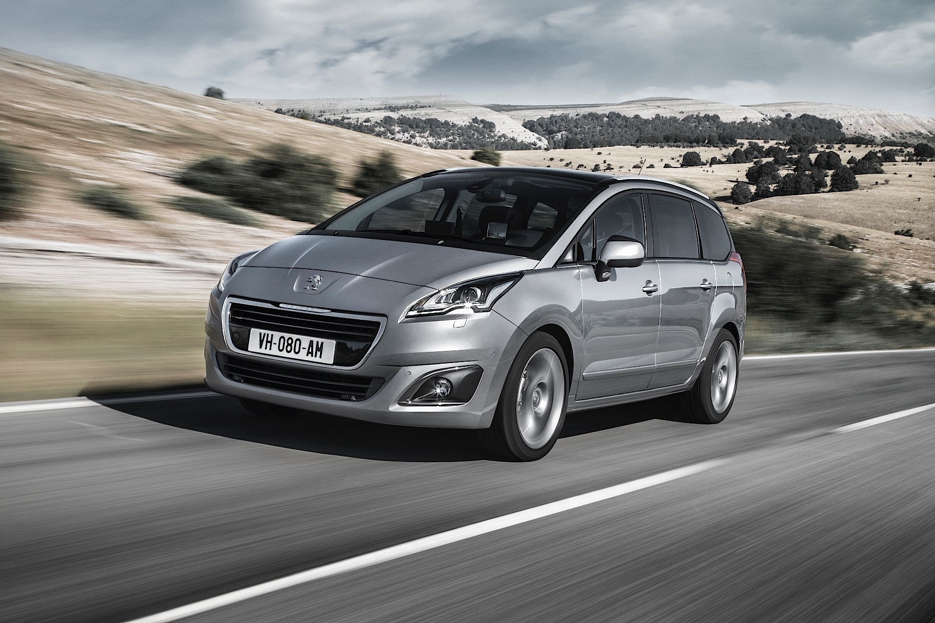 Peugeot 5008 photo 11