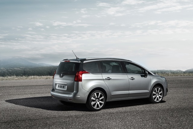 Peugeot 5008 foto 2