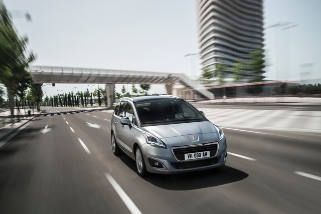 Peugeot 5008 foto 3