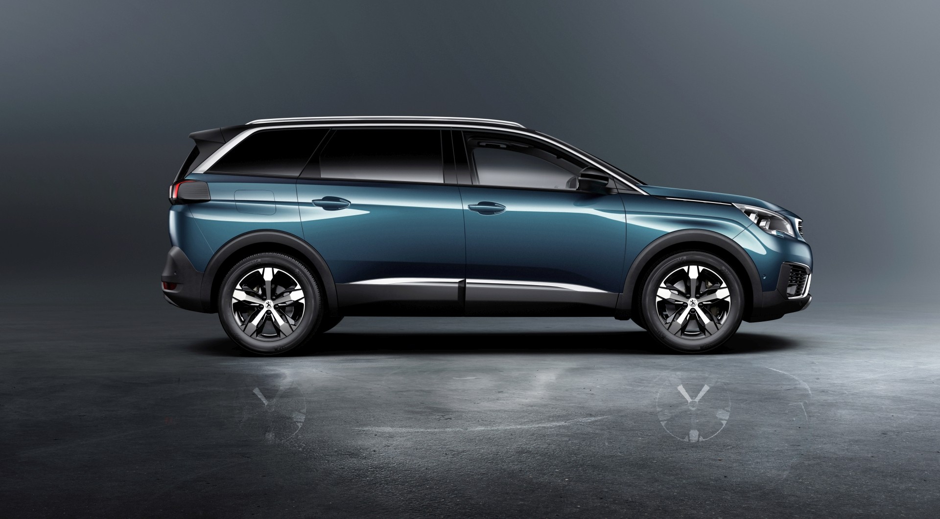 Peugeot 5008 photo 3