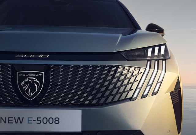 Peugeot 5008 Foto 1