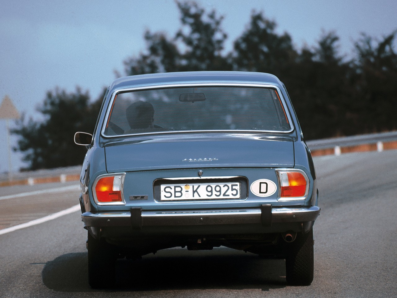 Peugeot 504 photo 6