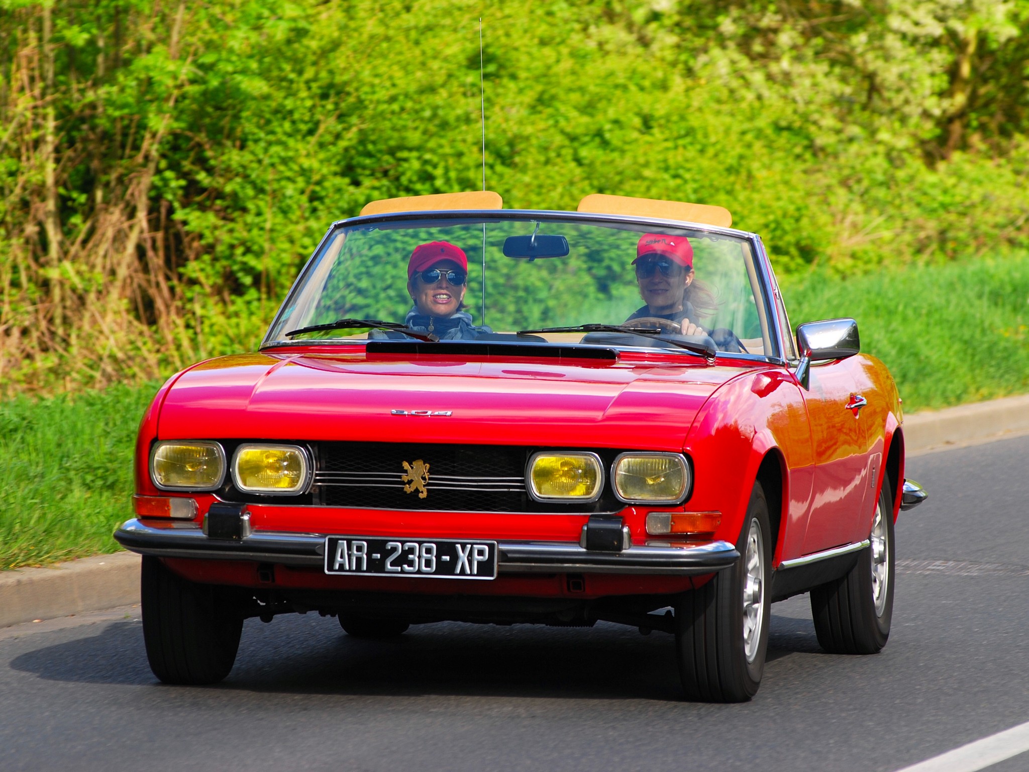 Peugeot 504 photo 24