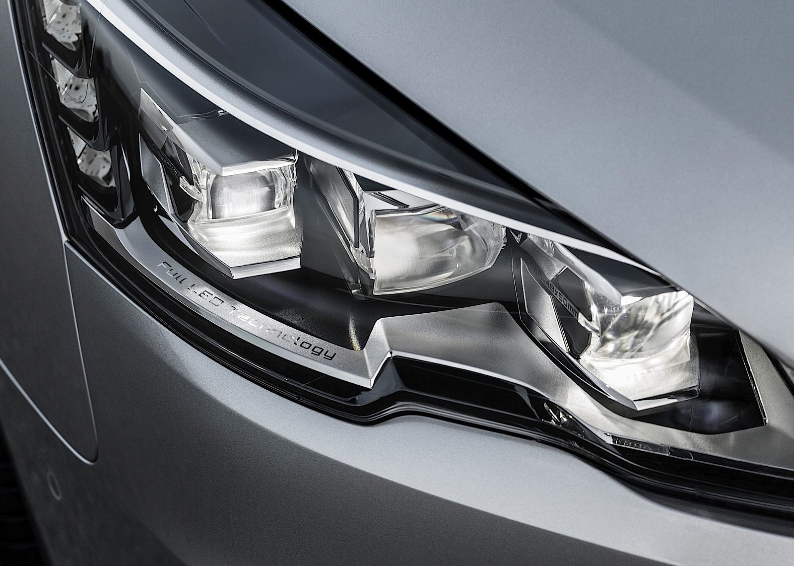 Peugeot 508 photo 20